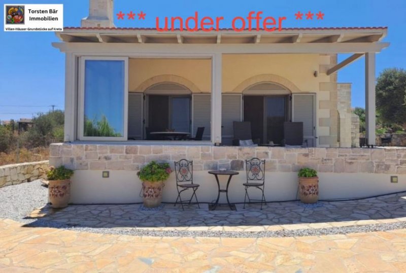 Drapanos Kreta, Drapanos Freistehender Steinbungalow mit 3 Schlafzimmern und 2 Bädern, großem Garten und Meerblick.*** under offer ***